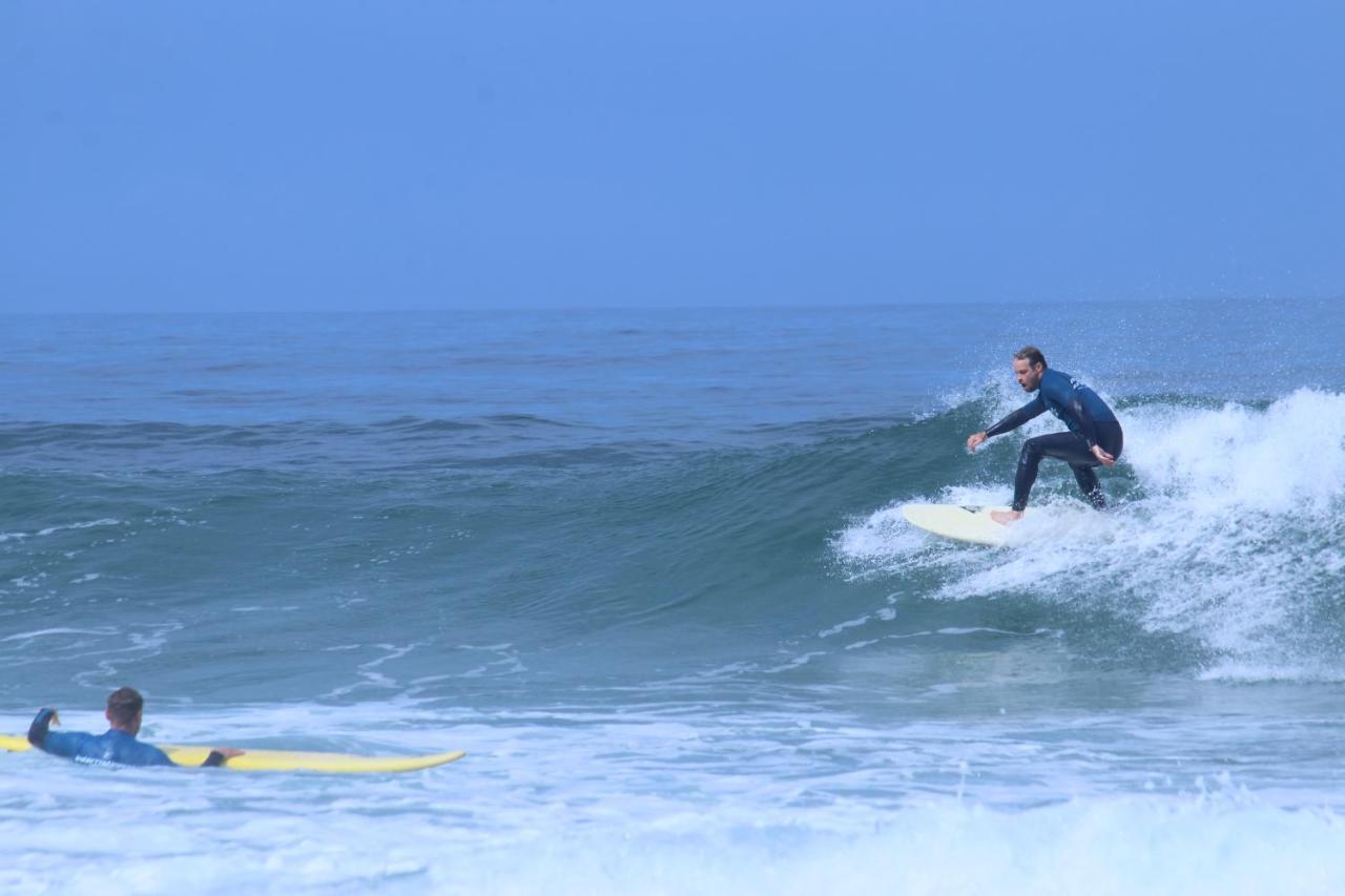 International Surf School & Camp Hotel ซาเกรส ภายนอก รูปภาพ